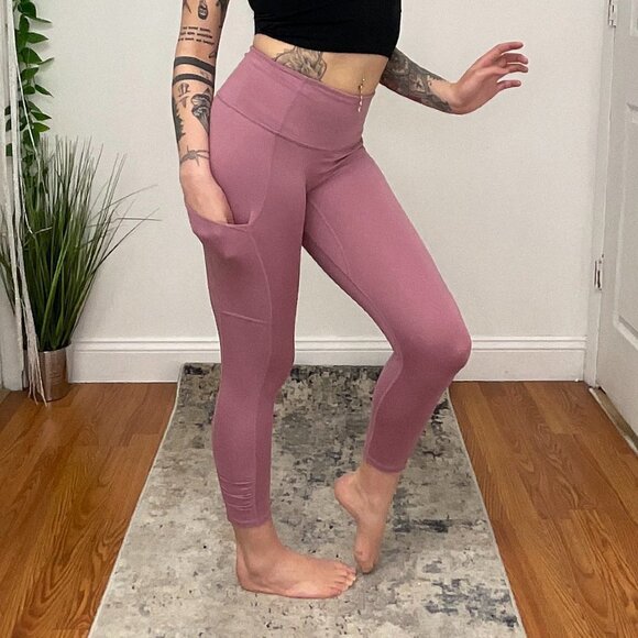 Free People Movement Crop Leggings Stretch Waist Pockets Size S Purple - Picture 10 of 10